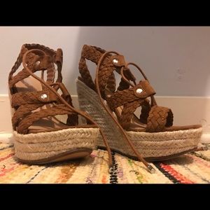 Brown wedges